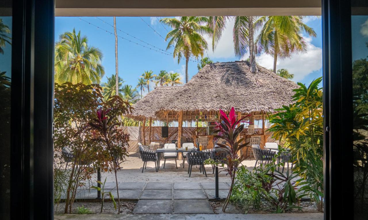 V Hotel In Paje Exterior photo