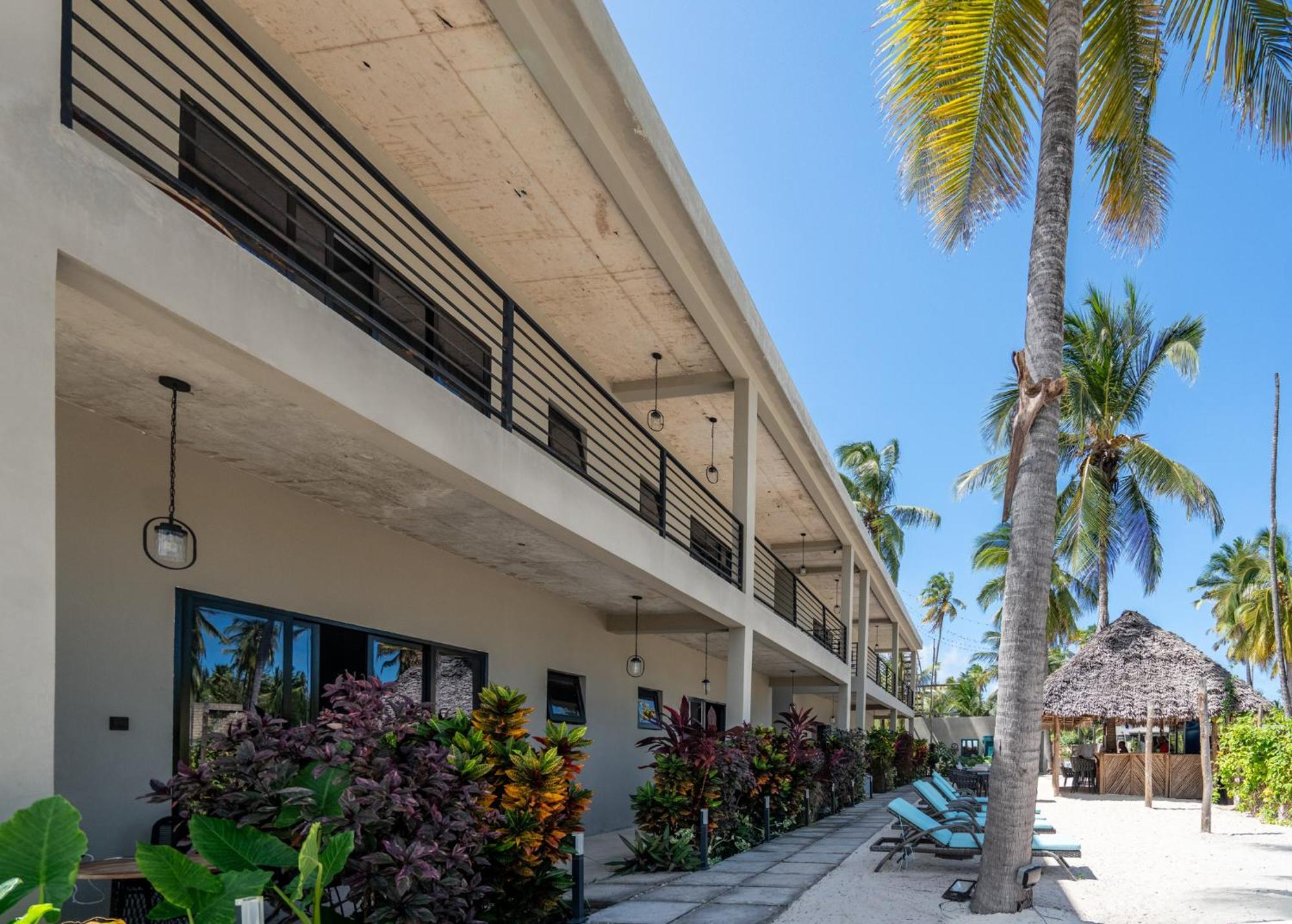 V Hotel In Paje Exterior photo